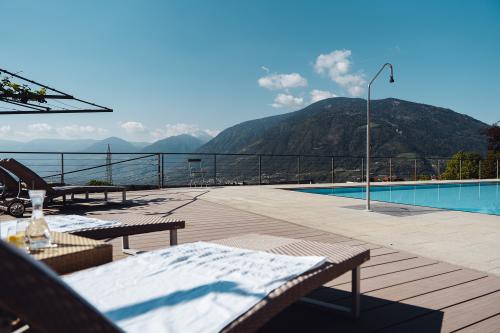 Heated outdoor swimming pool