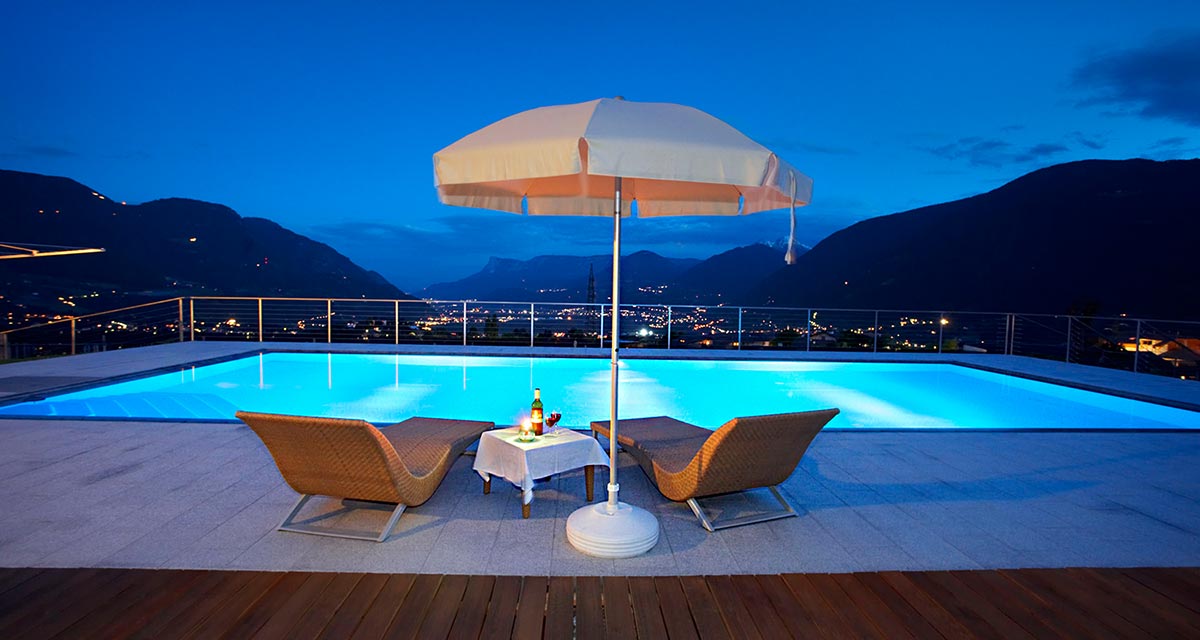 Romantic evening atmosphere by the pool